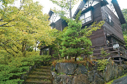 【茨城×森カフェ】緑に囲まれ味わう至福の一杯「岩塙山荘珈琲店」