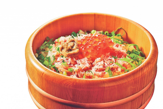 老舗加工工場直営! かに料理と海鮮丼がウリ「かにと海鮮丼かじま」