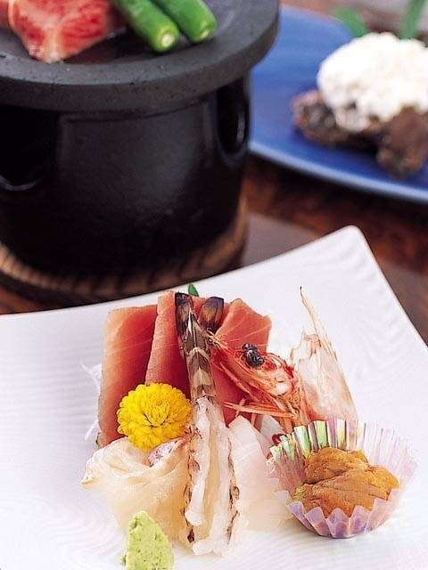 割烹旅館 肴屋本店