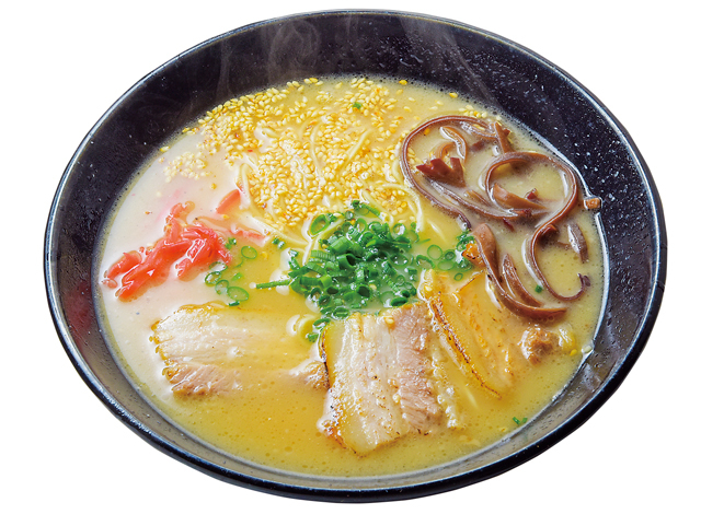 【博多の天神・昭和通りの屋台①】まみちゃん