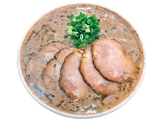 希少な豚ホホ肉のチャーシューを味わう「博多だるま総本店」