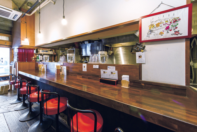 売り切れ必至の中華そば「麺道はなもこし」