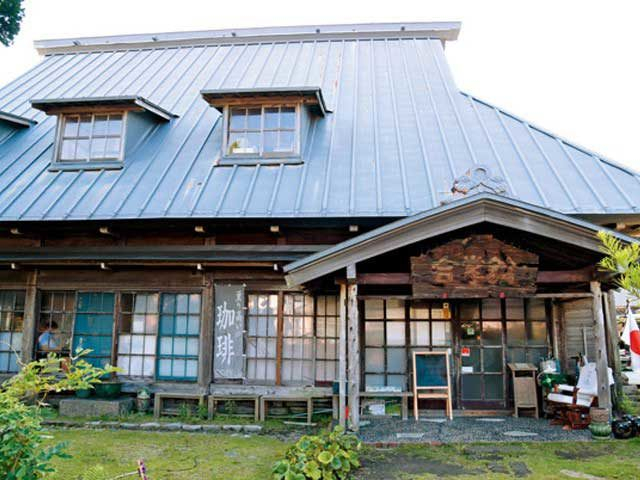 【千葉・鋸山周辺×グルメ】200種類以上のコーヒーを店内で焙煎「Cafe Edomons」