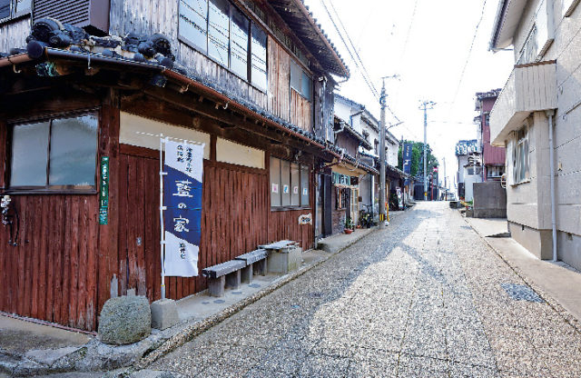 【福津×観光】かつての繁栄をしのびながら石畳を散策「津屋崎千軒」