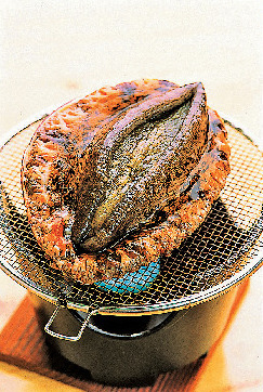 【白浜&野島崎×グルメ】海の宝石・あわびを堪能「磯料理 いそや」