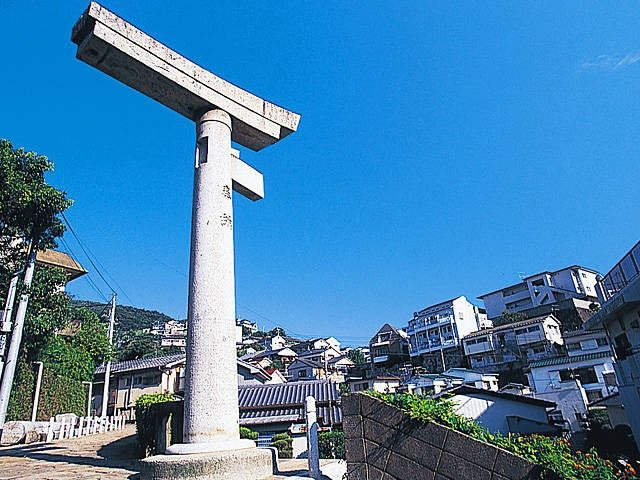 一本柱の鳥居が原爆の脅威を伝える「山王神社」