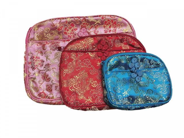 【長崎・中華街の食べ歩き&ショッピングスポット】キャラクター商品から中国茶まで「B.中国貿易公司」