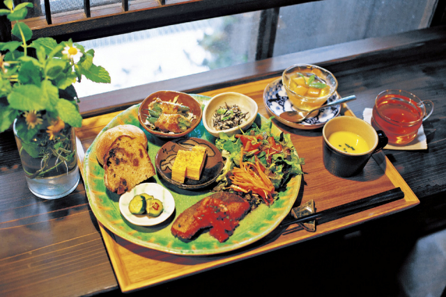 濃溝の滝と久留里をめぐるモデルプラン⑥ 古民家Cafe&Gallery 郷里