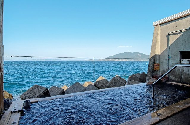 【長崎】温泉と湧水と緑の山々に恵まれた「雲仙・小浜温泉・島原」