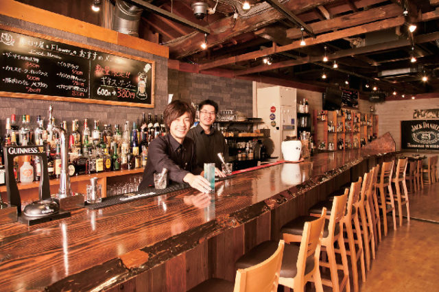 【大阪・ミナミの三大飲み屋街×ウラナンバ】本格中国料理店であり雰囲気抜群のバーでもある「けむり屋&フラワー」