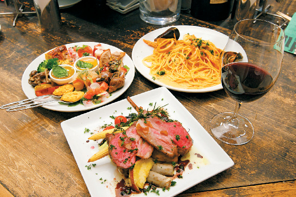 【大阪・ミナミの三大飲み屋街×東心斎橋】ライブ感あふれるカウンターでイタリア料理を堪能する「IL PIATTO(イルピアット)」