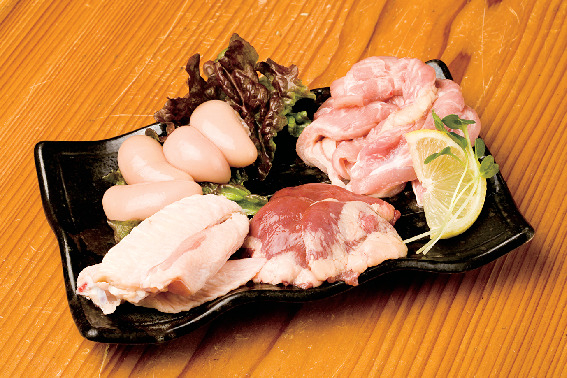 【大阪・ミナミの三大飲み屋街×東心斎橋】自分好みの焼き加減で食べる絶品焼き鳥「焼き鳥Dining ハマー」