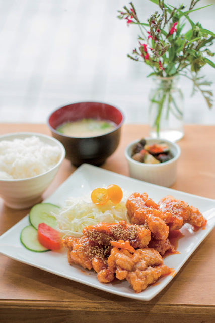 【由布院で人気のカフェ10選】dining KUMU