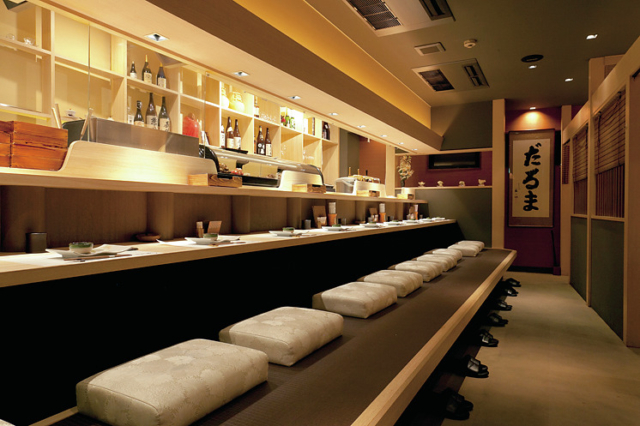 芸術品のような串揚げ「だるま きわ味」