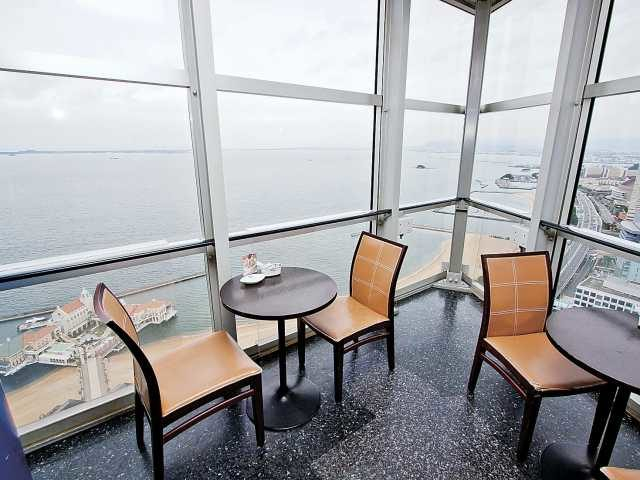 4F スカイラウンジ ルフージュ