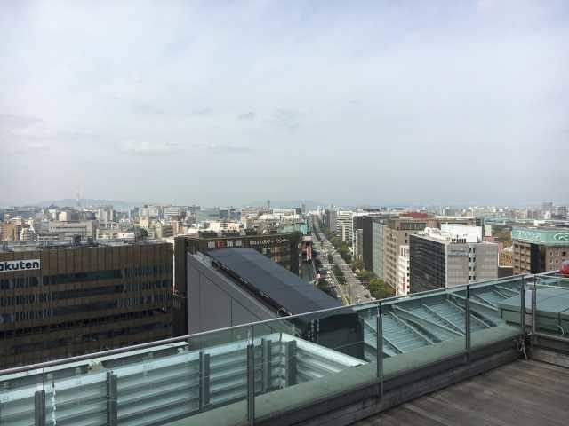 JR博多シティ つばめの杜ひろば