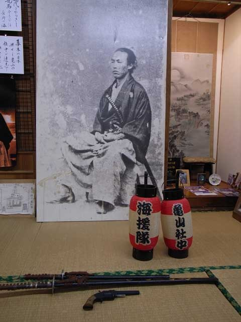 【長崎×龍馬ゆかりの地観光3】龍馬ファン130人が運営する館へ「亀山社中資料展示場」