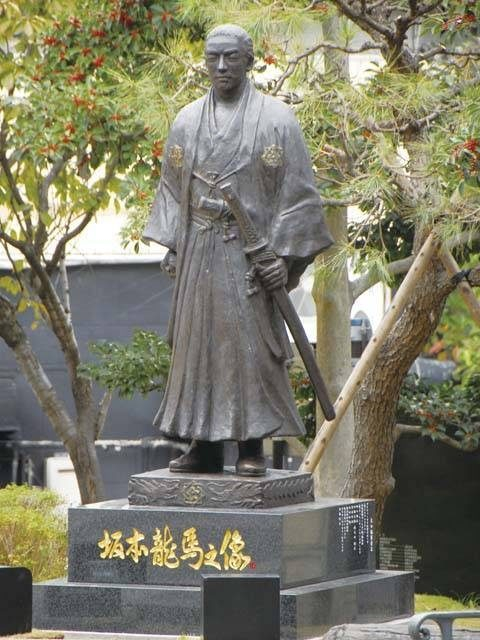 【長崎観光×ひと足のばして】花街の龍馬は男前「丸山公園」