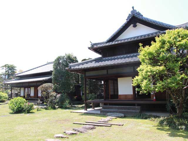 旧臼杵藩主稲葉家下屋敷