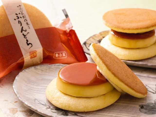 食べ歩きに人気の「ぷりんどら」「御菓子司 花麹菊家」