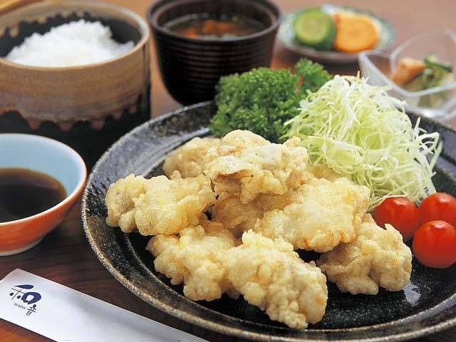 【別府×とり天】天ぷらの衣で包まれた真っ白なとり天「和音」