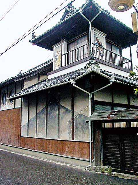 【大分・安心院×観光】安心院の見どころ「鏝絵(こてえ)通り」