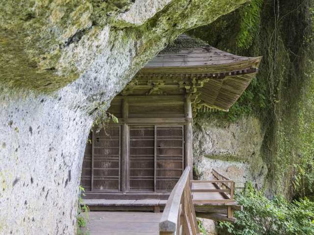 【豊後大野×絶景】県下最大級の不動明王像「普光寺磨崖仏」