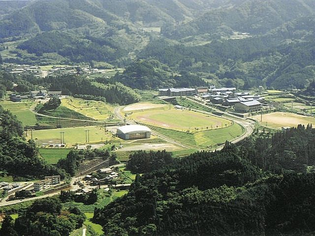 【五ヶ瀬の観光ナビ】五ヶ瀬町総合公園「G-パーク」