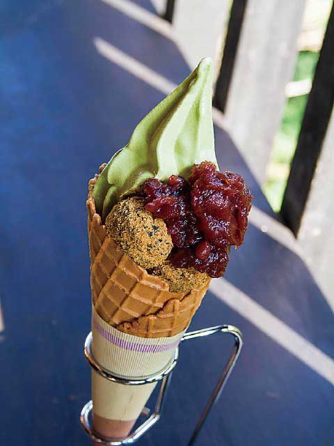 【パワースポットめぐりの立ち寄りスポット】高千穂焼 五峰窯 あまてらすの隠れcafe