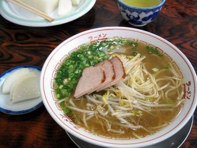 ラーメン専門店 鷹