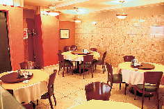 多彩なメニューの香港風広東料理「龍郷」