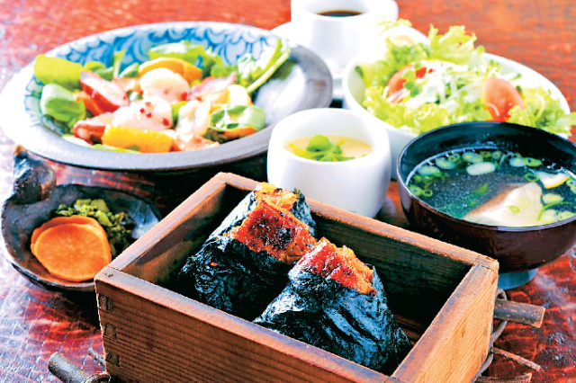 【柳川でうなぎのせいろ蒸しを食べるならココ!】皿屋 福柳