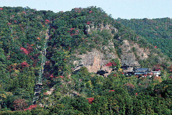 【耶馬渓×紅葉ドライブ④】巨岩の洞窟に並ぶ幾体もの石像「羅漢寺」