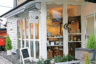 大豆たっぷりのヘルシードーナツ「nicoドーナツ 湯布院本店」