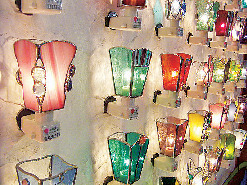 ガラス製のかわいい小物がいっぱい「由布院ガラスの森」