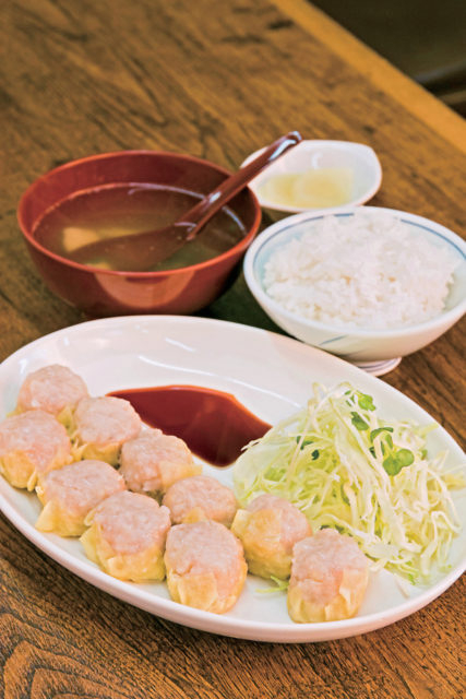 一度食べれば虜になるふっくらやさしいしゅうまい「一芳亭本店」