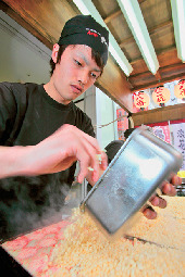 やっぱり食べたいたこ焼き!「たこ焼十八番 SONS-DOHTONBORI」