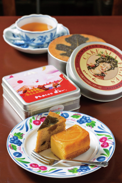 缶ごと窯で焼き上げた熟成ケーキを味わう「ノスドール」