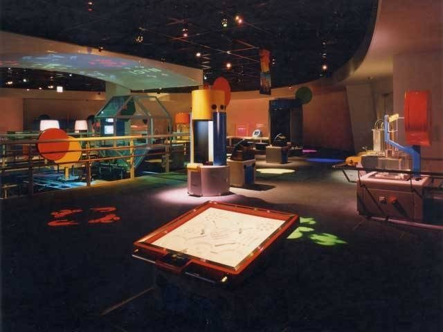 海の不思議を遊んで学ぶ「大洗わくわく科学館」