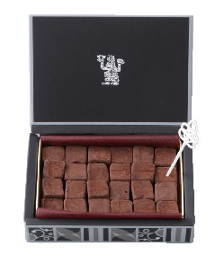 ブルージュの石畳 ミルク