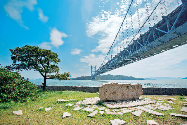 【倉敷・瀬戸大橋×ドライブ】真下から瀬戸大橋を見上げる「田土浦公園」