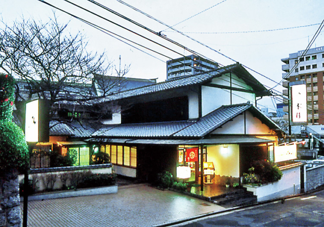 【水炊き×福岡】水たき元祖 水月