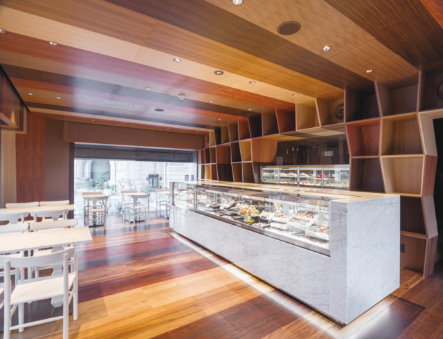 アンリ・シャルパンティエ 芦屋本店