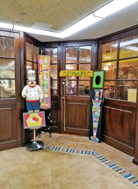 記録に挑戦! 遊び心たっぷりのパフェ「カフェ オリンピック」