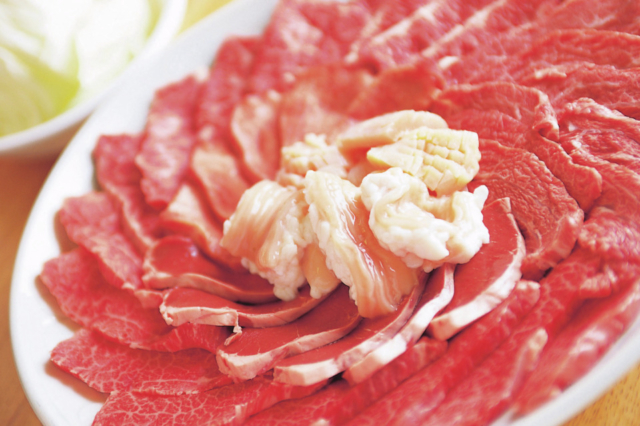 【鶴橋コリアンタウンの焼肉通り おすすめの店】鶴一 本店