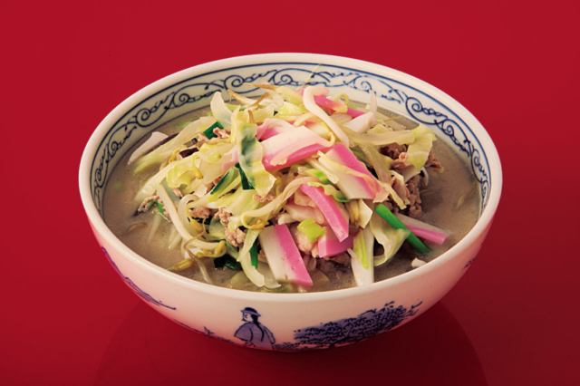 【長崎のちゃんぽん&皿うどん】スープを吸い込んだ太麺の皿うどんが特徴「京華園」