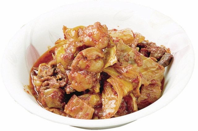 鶴橋コリアンタウンで本場の味を屋台で楽しめる「土井商店」