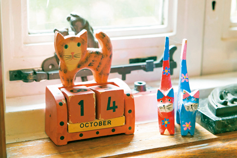 大佛次郎の愛した猫グッズがずらり