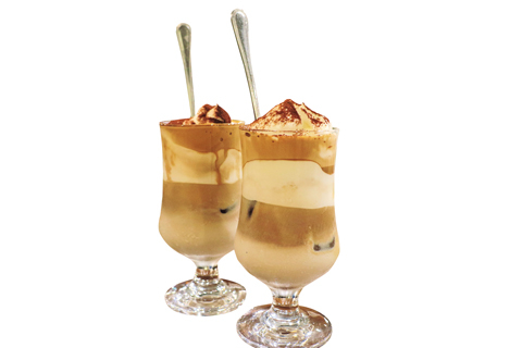 【横浜・元町 人気カフェ】CHILLULU COFFEE