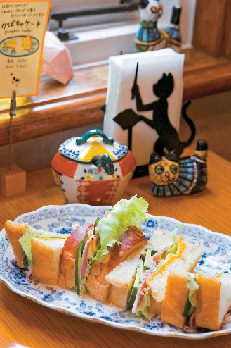 【山手の洋館カフェ】ティールーム霧笛(大佛次郎記念館併設)